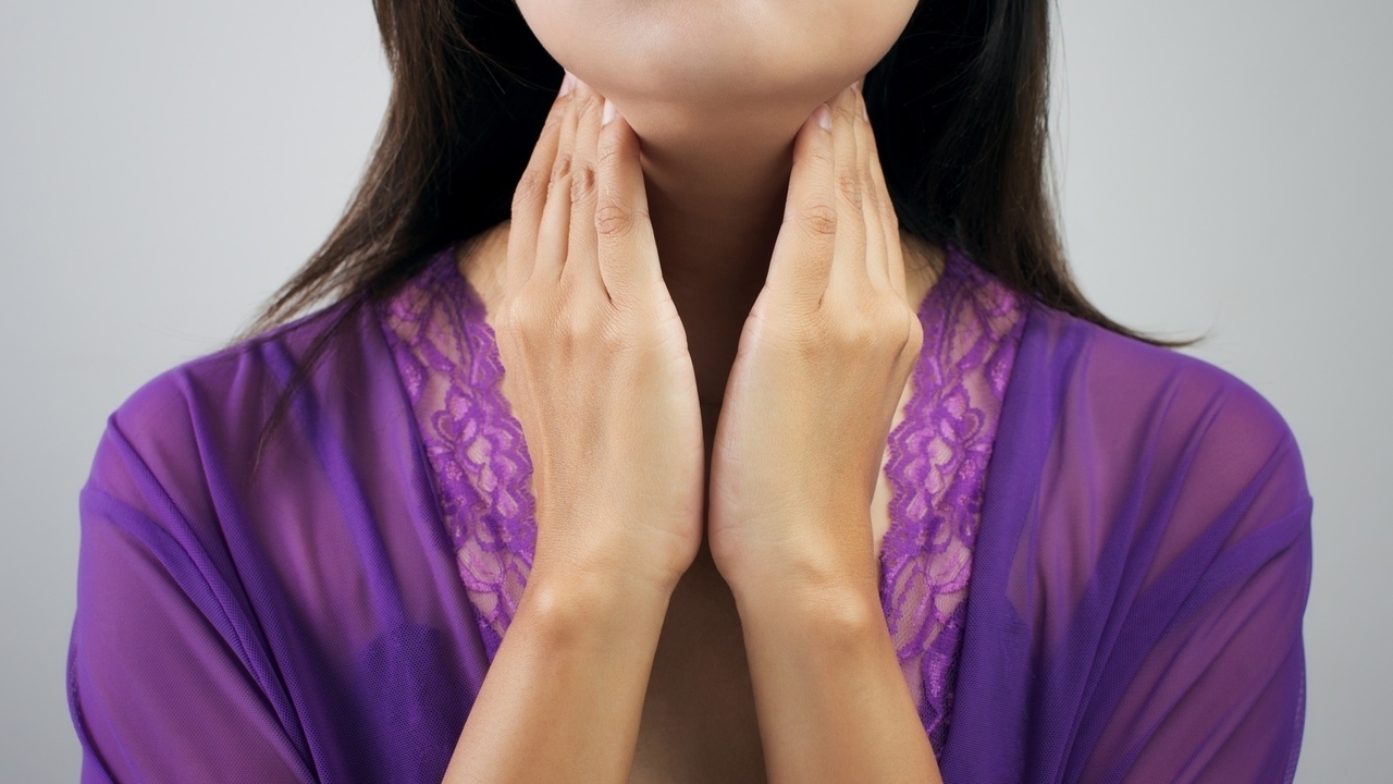 Overactive and Underactive Thyroid: What's the Difference?