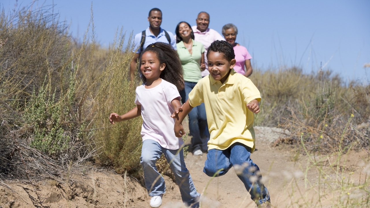 Want Your Kids to Keep Moving? 5 Fun Ways To Get Them Active