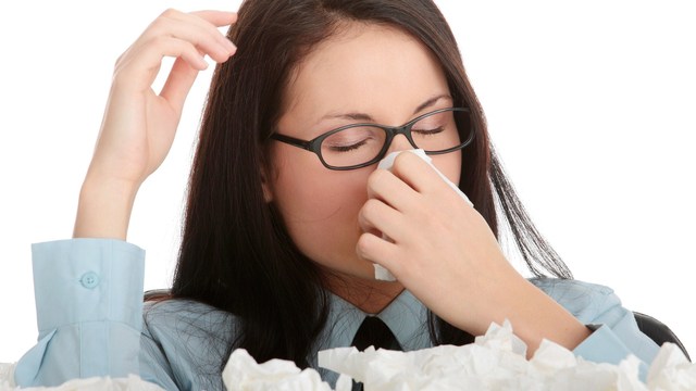 Is It a Cold or Seasonal Allergy? Learn the Differences