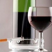 alcohol-and-smoking-share-possible-treatment