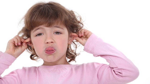 how to handle rude and defiant behavior children