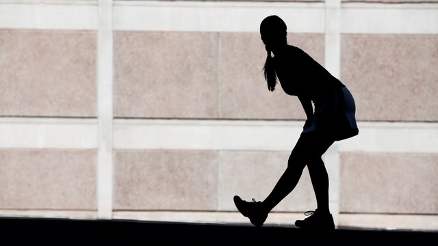 researchers' views on whether walking or running is better
